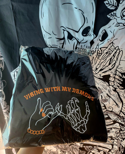 Vibing mit meinen Dämonen Sweatshirt