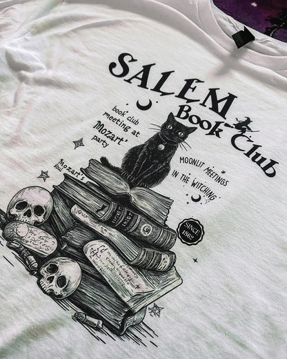 T-Shirt mit Print „Salem's Book Club“