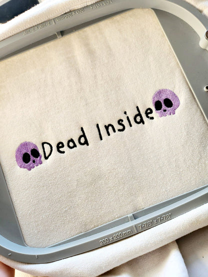 Sweatshirt mit Rundhalsausschnitt „Dead Inside“